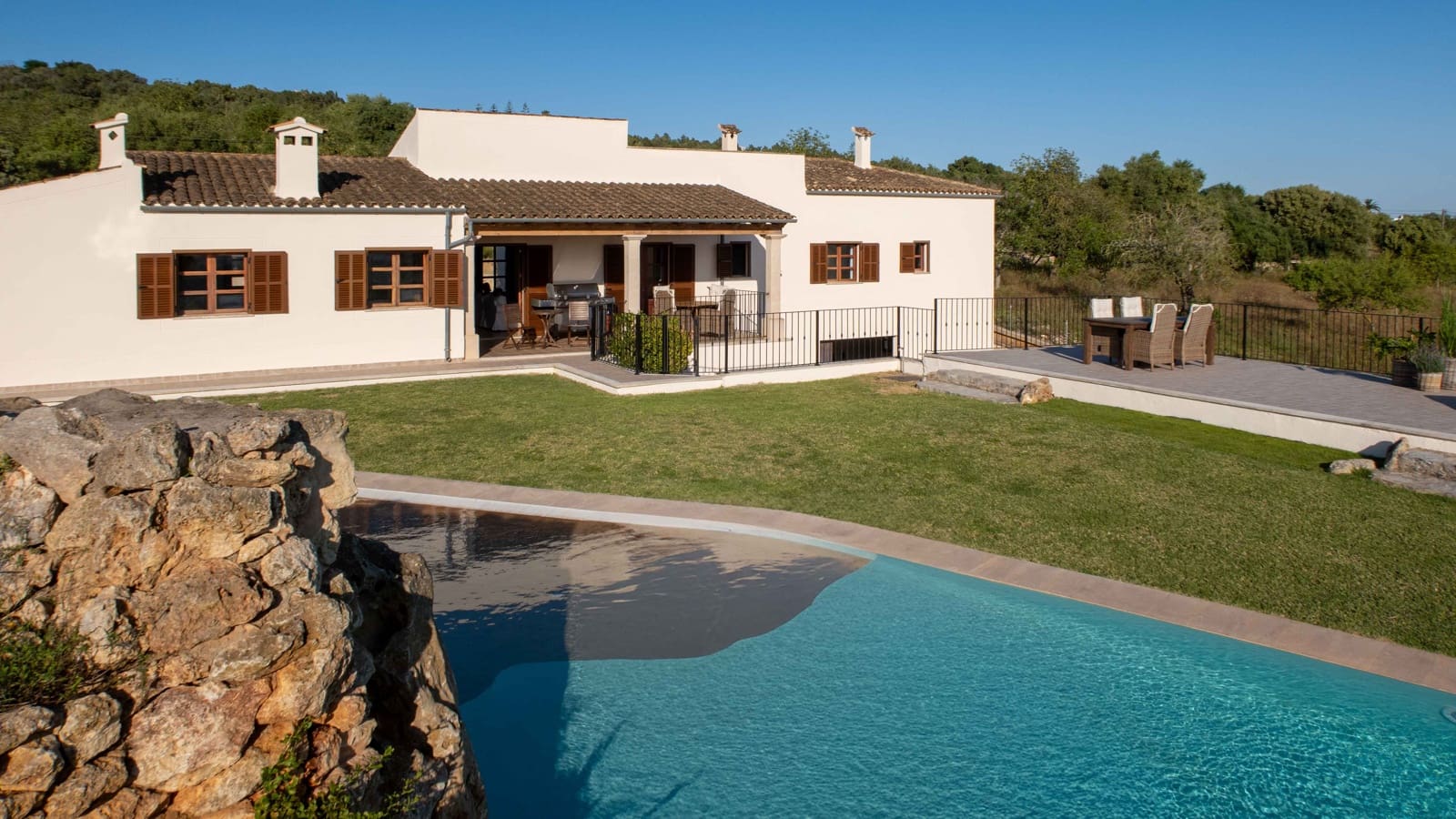 5 bedroom Finca/Country House for sale in Manacor with pool garage - € 2,395,000 (Ref: 9000583)
