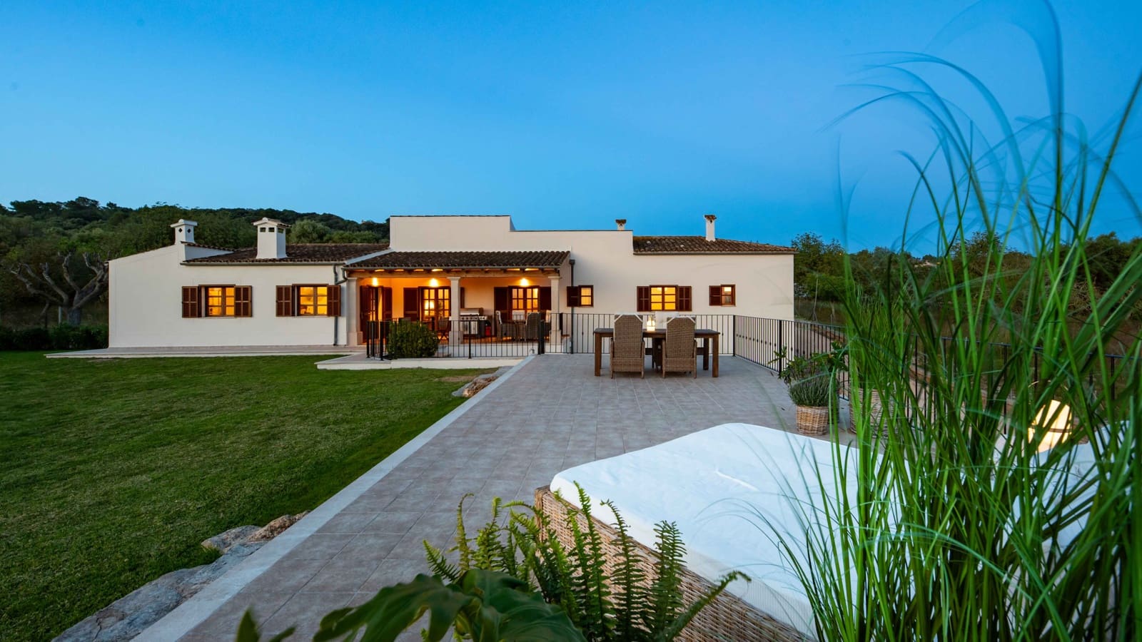 5 bedroom Finca/Country House for sale in Manacor with pool garage - € 2,395,000 (Ref: 9000583)