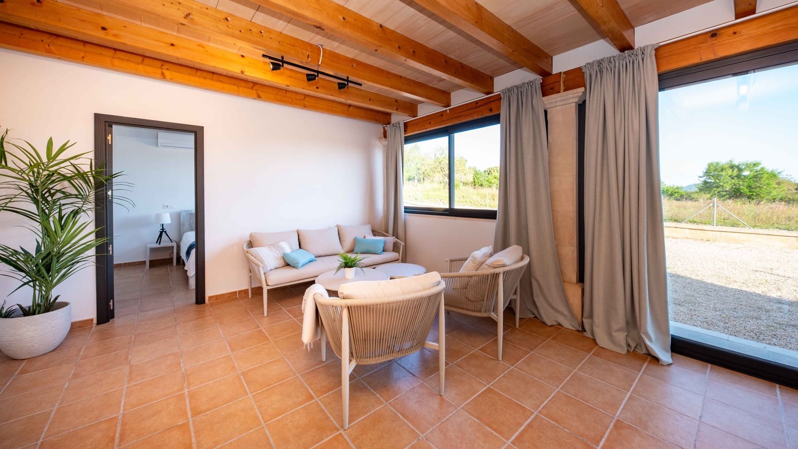 5 bedroom Finca/Country House for sale in Manacor with pool garage - € 2,395,000 (Ref: 9000583)