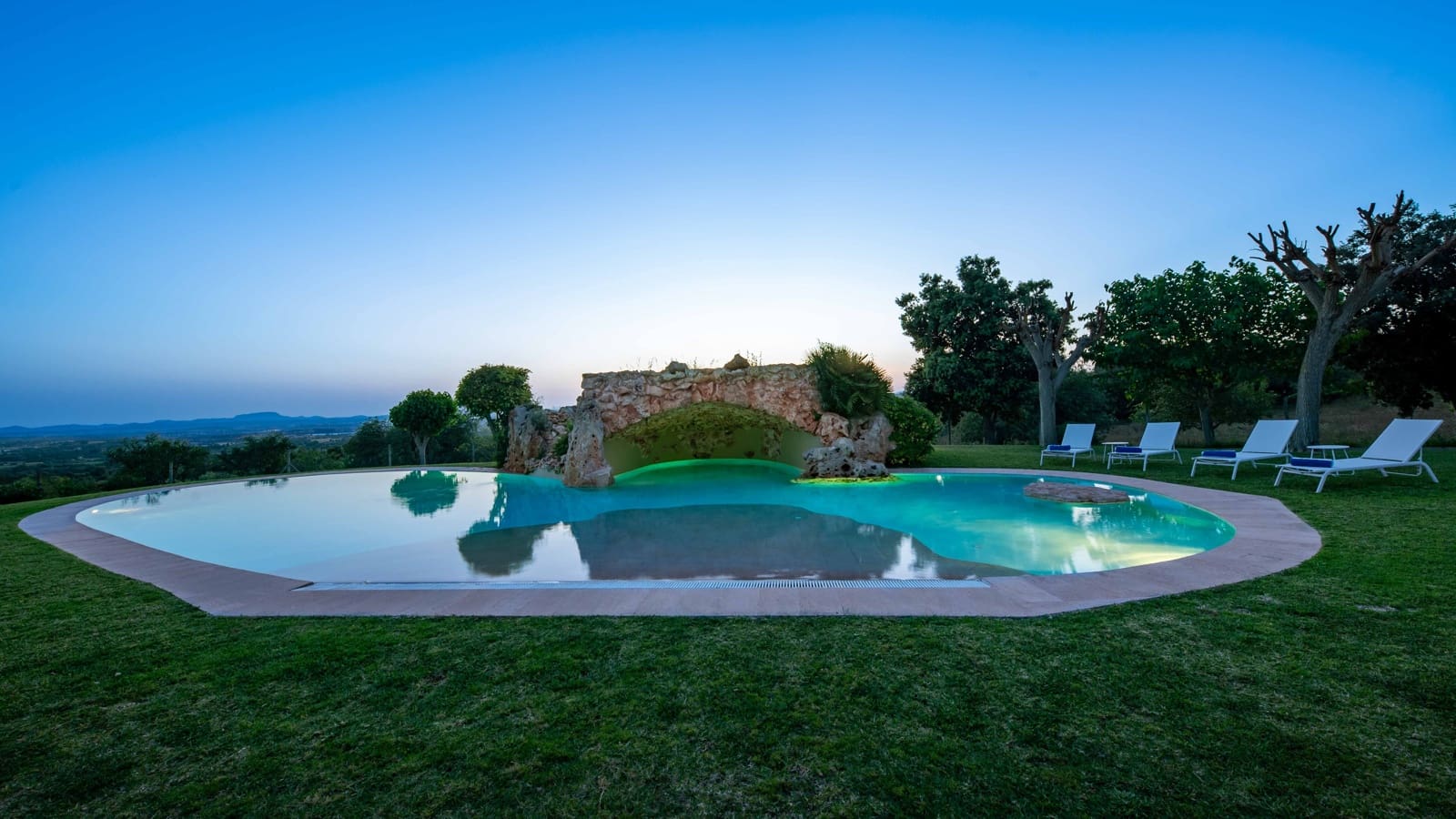 5 bedroom Finca/Country House for sale in Manacor with pool garage - € 2,395,000 (Ref: 9000583)