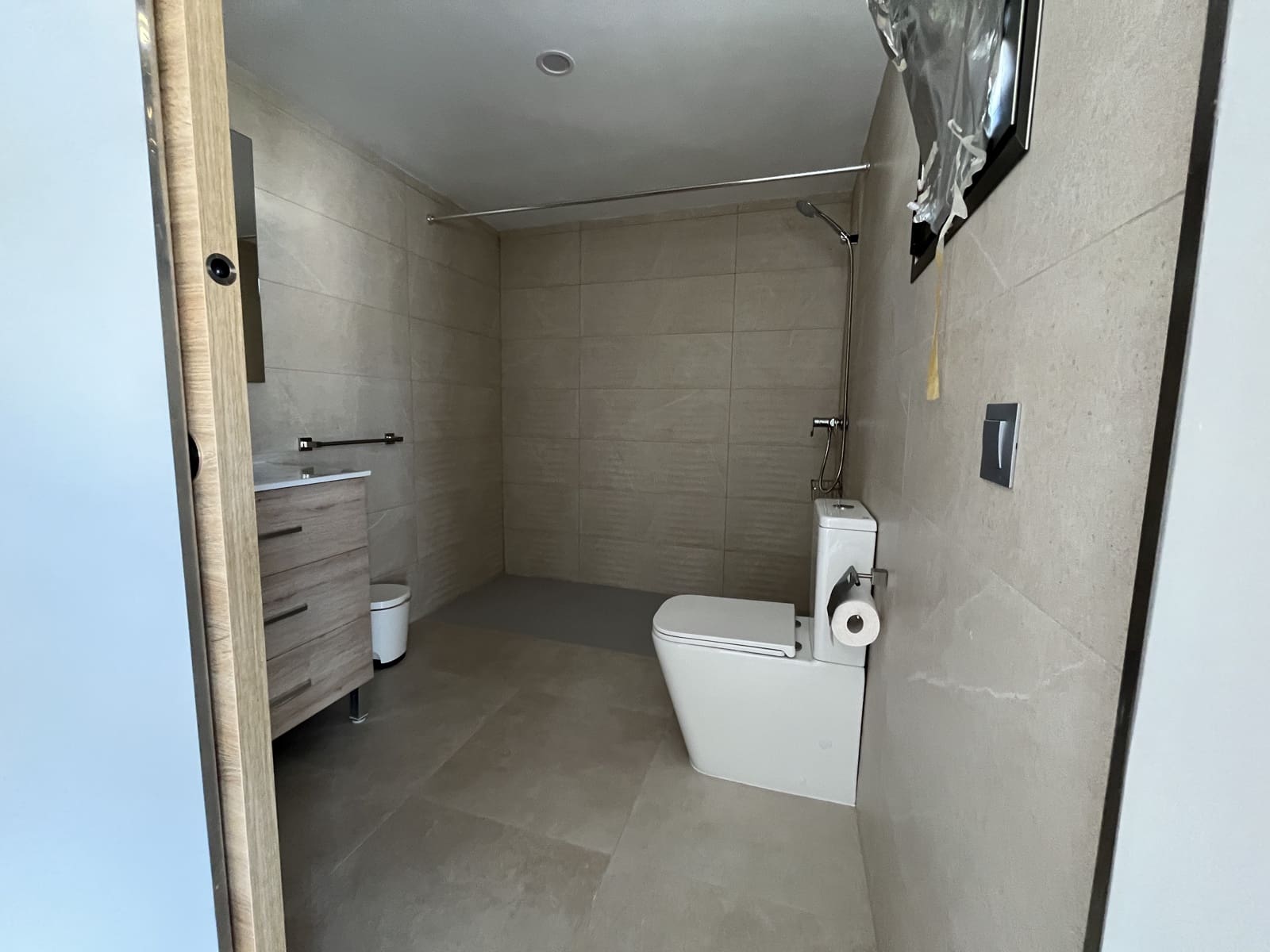 4 slaapkamer Halfvrijstaande villa te huur in Muro met zwembad garage - € 3.000 (Ref: 9002437)