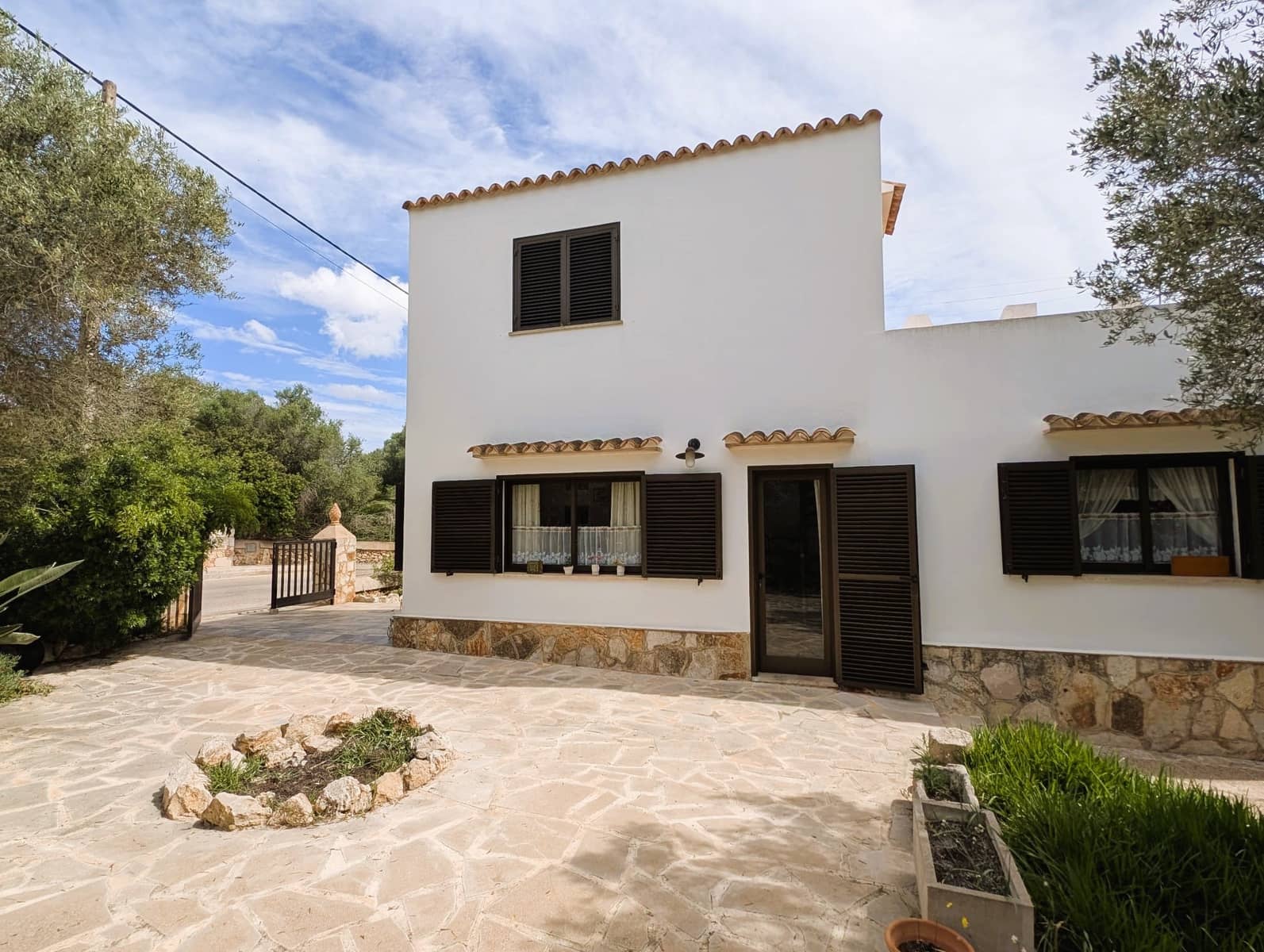 4 soveværelse Villa til salg i Cala Llombards - € 800.000 (Ref: 9009959)