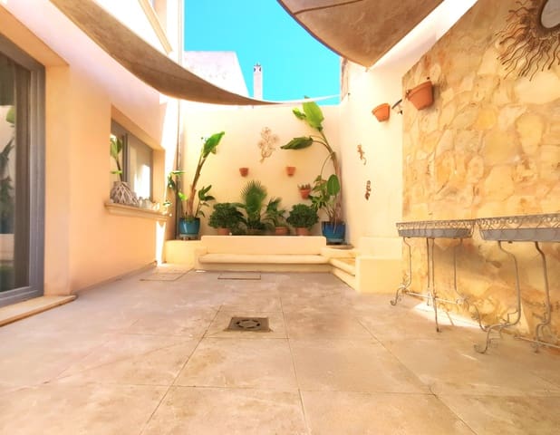 4 slaapkamer Huis te koop in Llucmajor met garage - € 699.000 (Ref: 9016546)