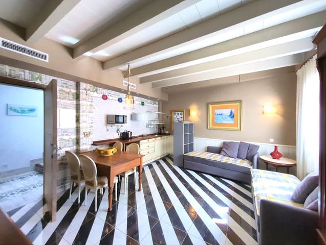 4 slaapkamer Huis te koop in Llucmajor met garage - € 699.000 (Ref: 9016546)