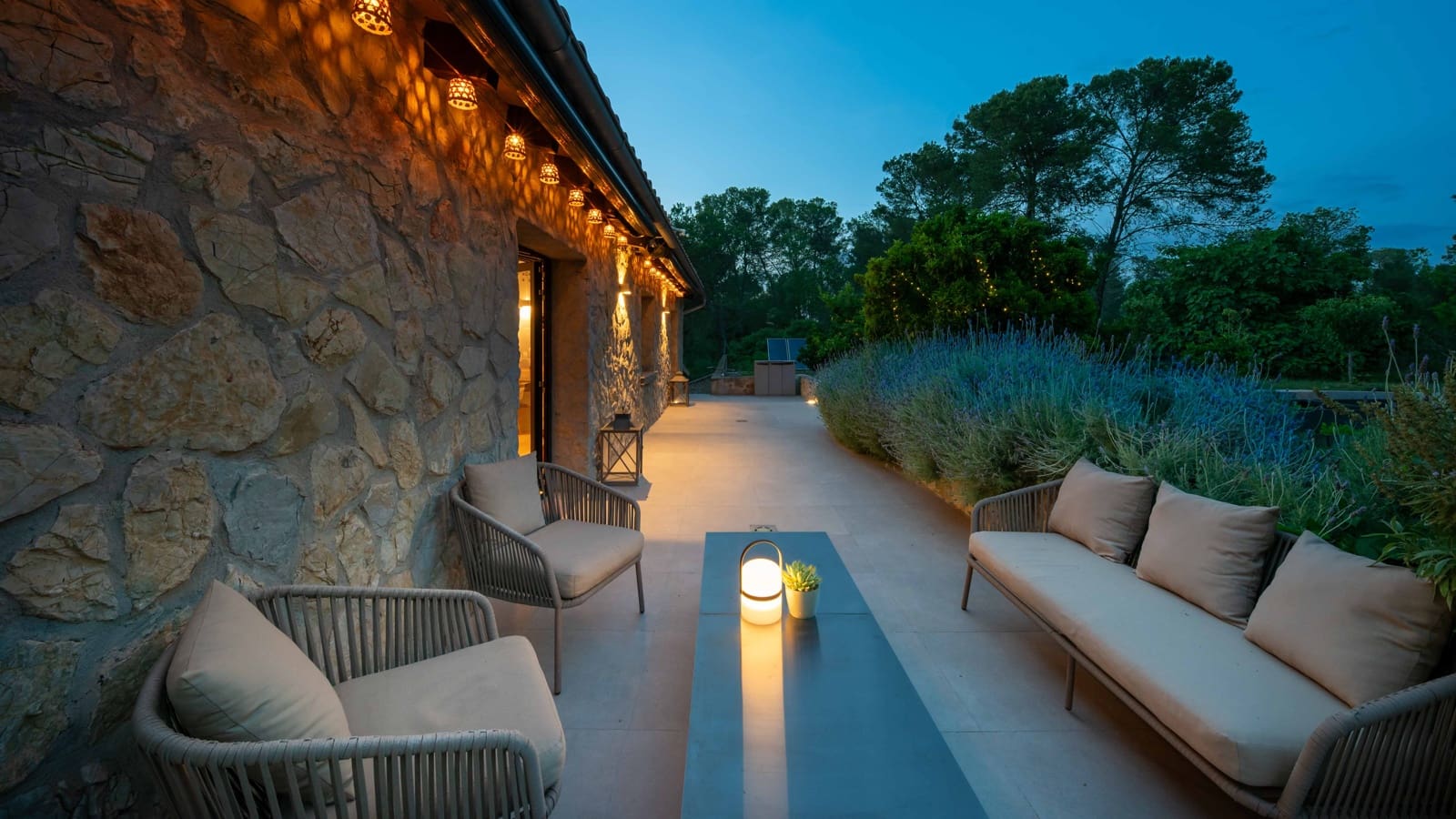 6 soveværelse Finca/Landehus til salg i Algaida med swimmingpool garage - € 2.950.000 (Ref: 9016550)