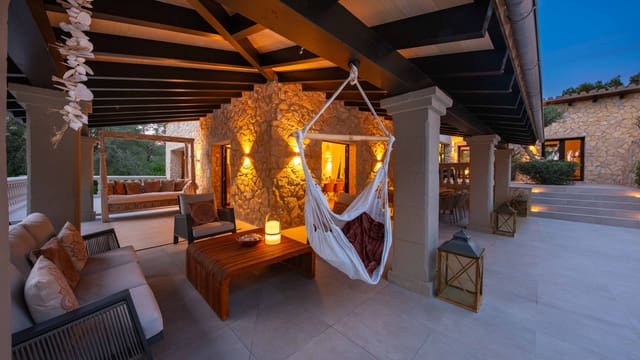 6 sypialnia Finka/Dom wiejski na sprzedaż w Algaida z basenem garażem - 2 950 000 € (Ref: 9016550)