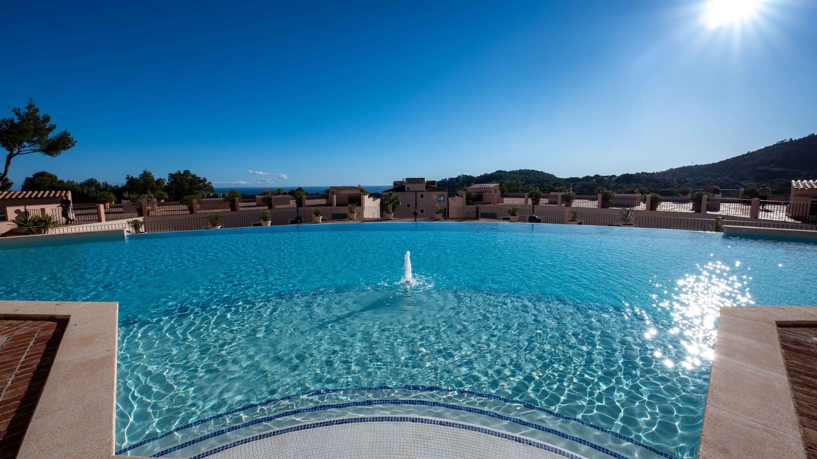 3 soveværelse Lejlighed til salg i Bendinat med garage - € 1.750.000 (Ref: 9022282)