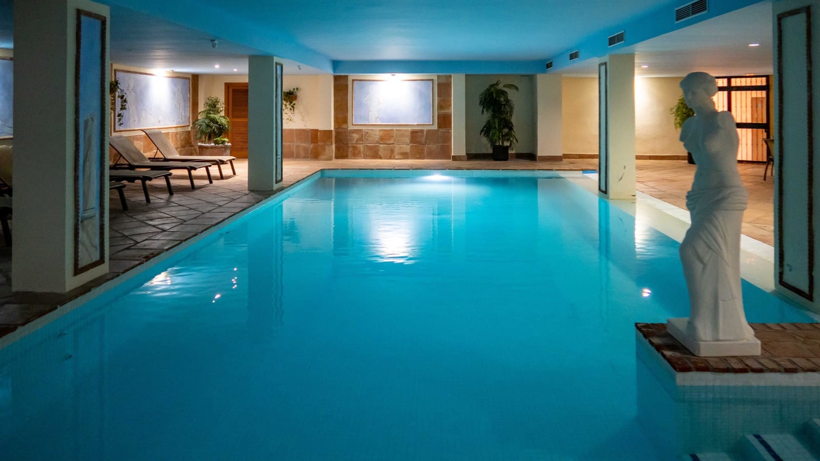 3 soveværelse Lejlighed til salg i Bendinat med garage - € 1.750.000 (Ref: 9022282)