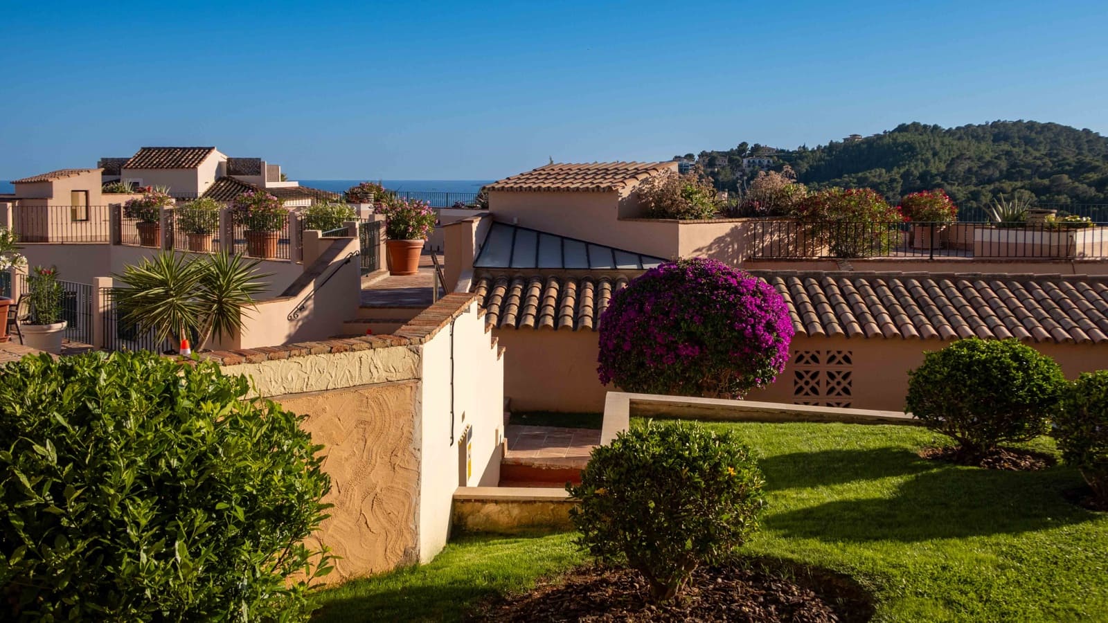 3 soveværelse Lejlighed til salg i Bendinat med garage - € 1.750.000 (Ref: 9022282)