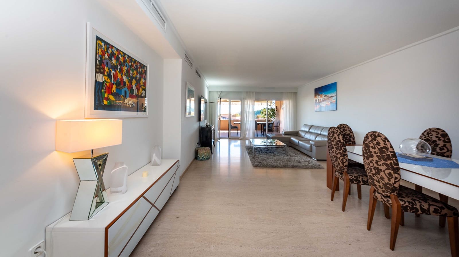 3 soveværelse Lejlighed til salg i Bendinat med garage - € 1.750.000 (Ref: 9022282)