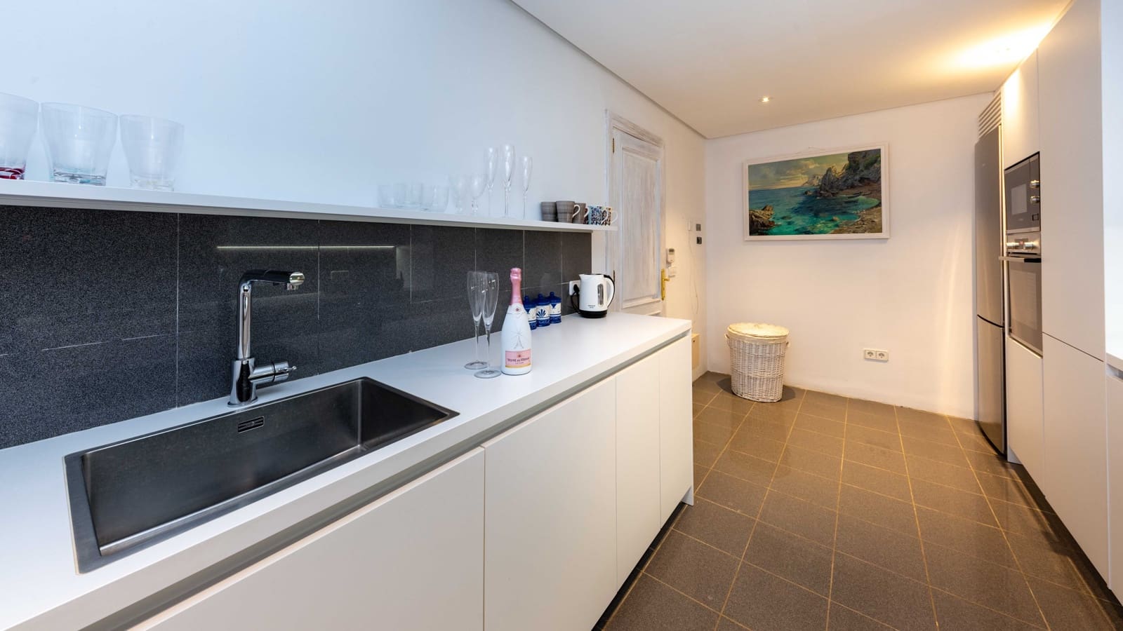 3 soveværelse Lejlighed til salg i Bendinat med garage - € 1.750.000 (Ref: 9022282)