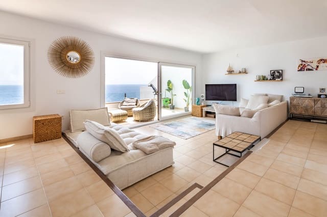 4 soveværelse Lejlighed til leje i Magalluf, Calvià med garage - € 12.000 (Ref: 9022285)