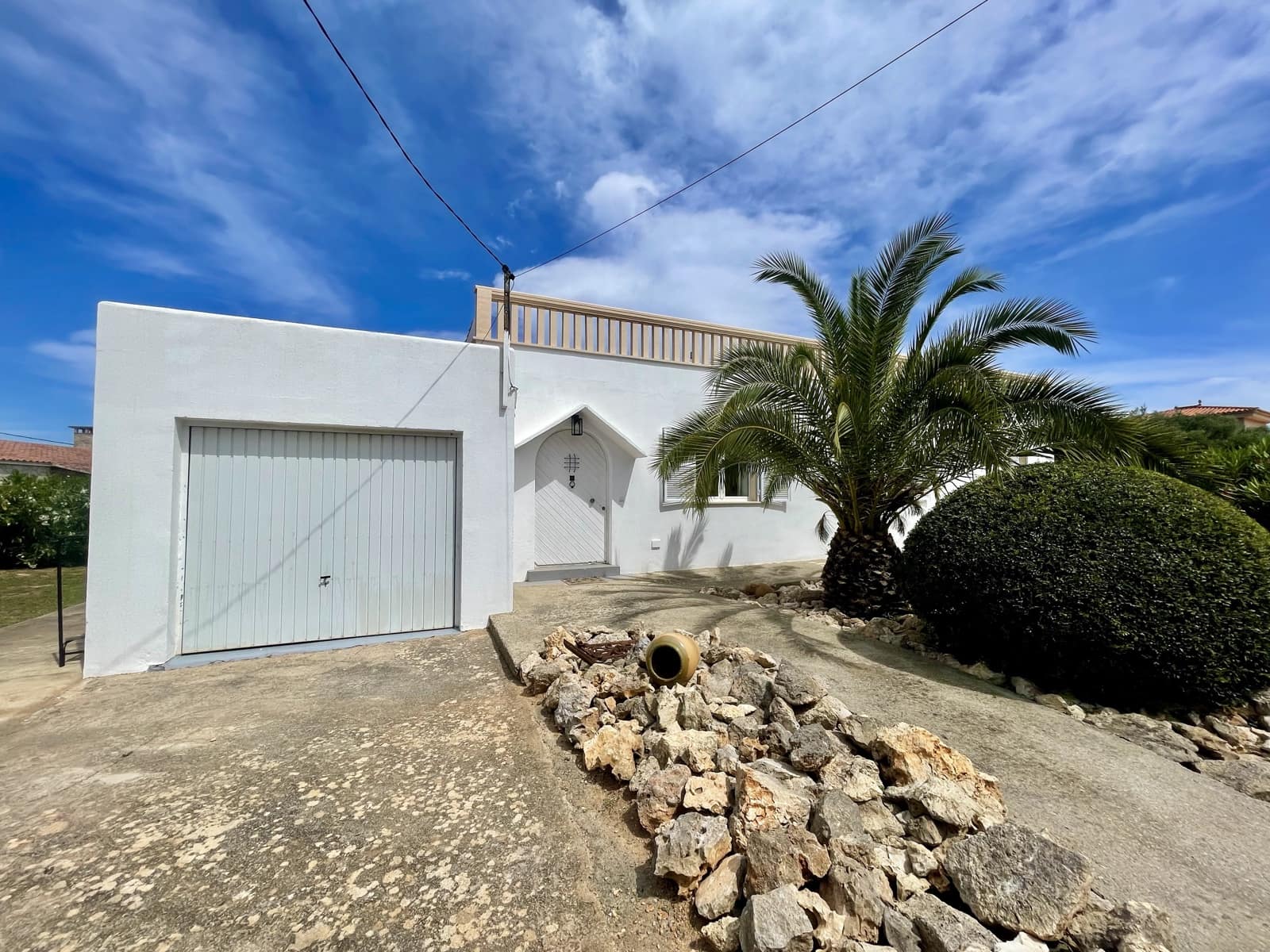 2 soveværelse Villa til leje i Cala Murada med swimmingpool garage - € 1.950 (Ref: 9026161)