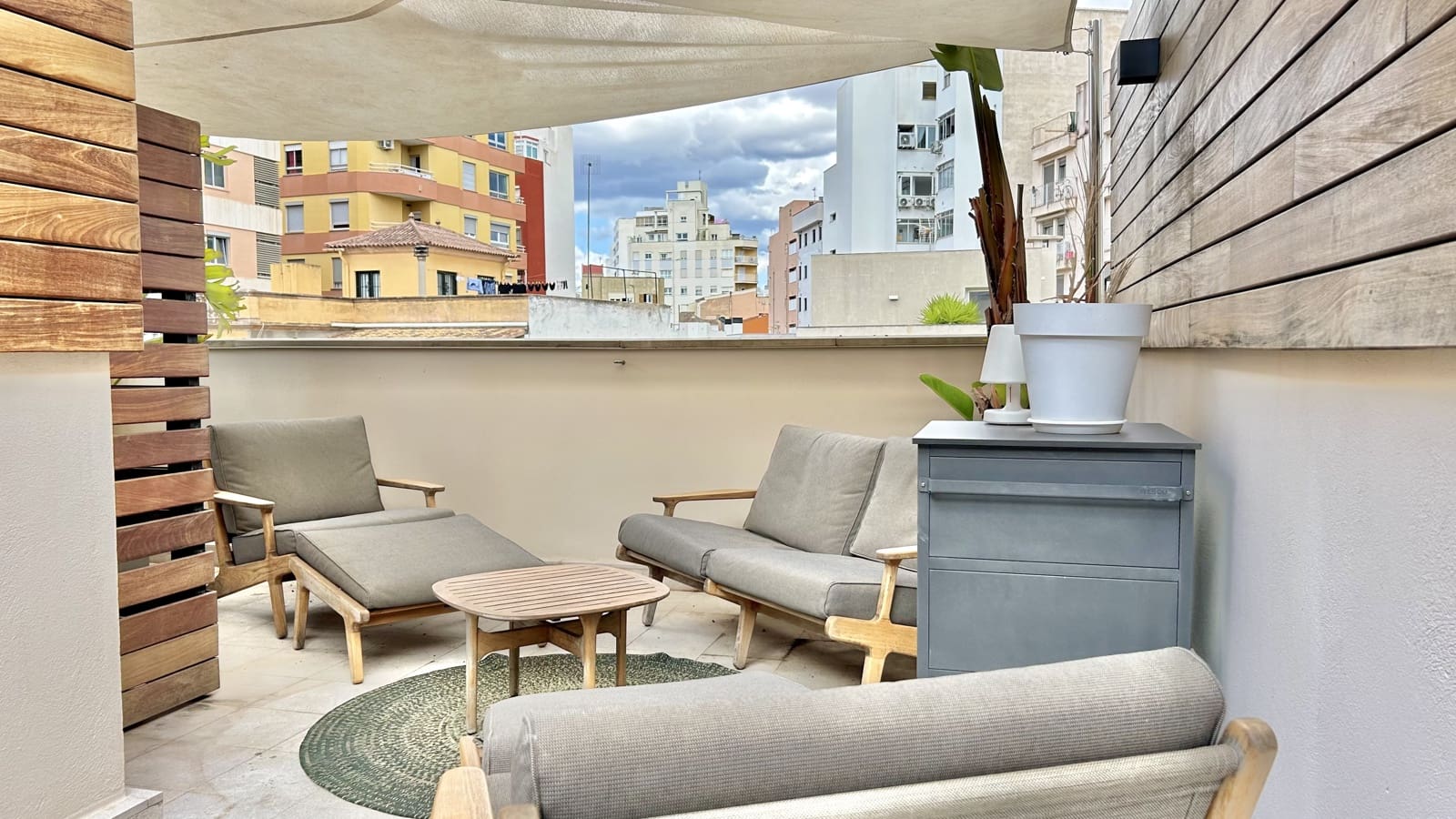 2 soveværelse Byhus til salg i Palma de Mallorca med swimmingpool garage - € 1.290.000 (Ref: 9026166)