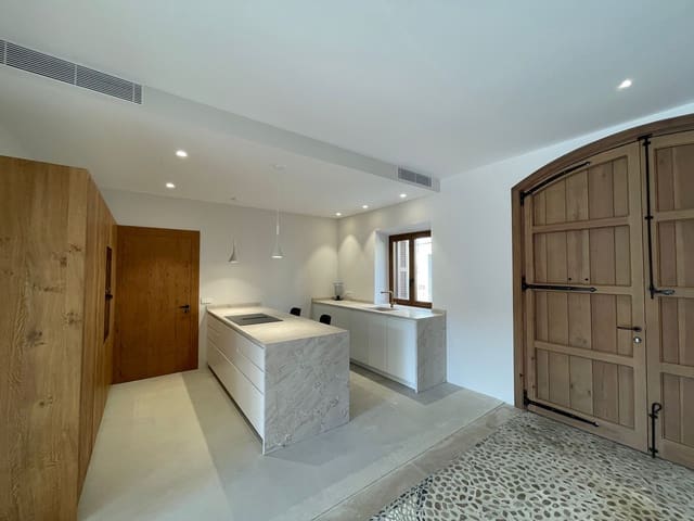 5 Zimmer Haus zu vermieten in Sa Pobla mit Pool Garage - 4.750 € (Ref: 9026167)