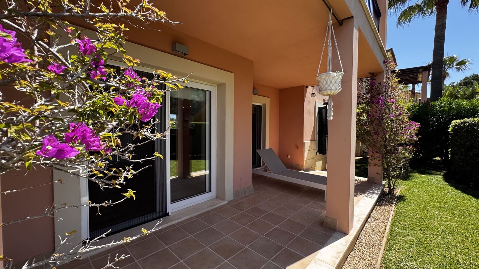 2 soveværelse Lejlighed til salg i Campos med garage - € 549.000 (Ref: 9028320)