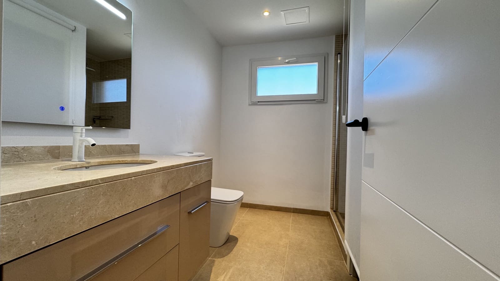 2 soveværelse Lejlighed til salg i Campos med garage - € 549.000 (Ref: 9028320)