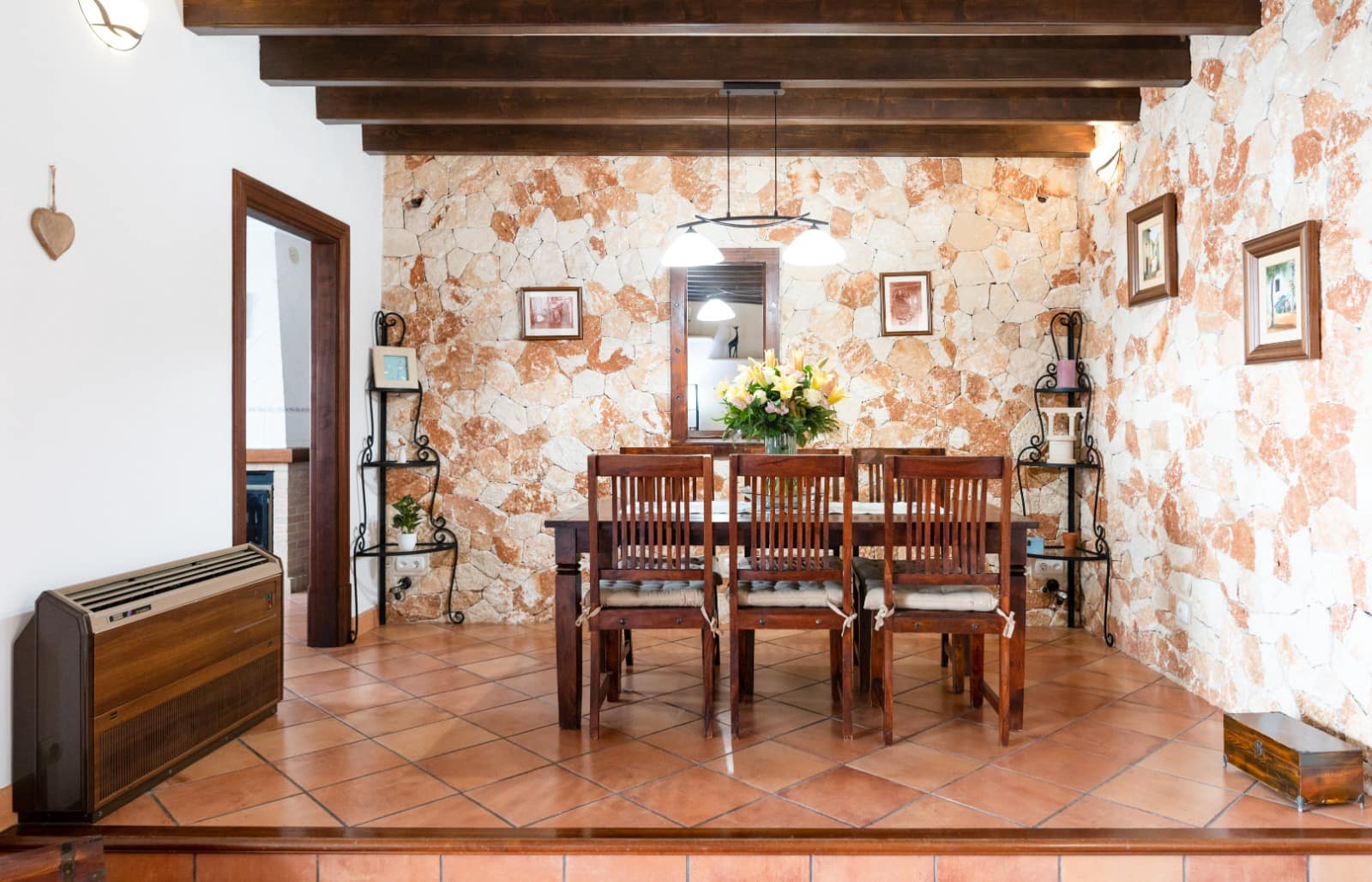 4 bedroom Townhouse for sale in Porreres with pool garage - € 850,000 (Ref: 9033520)