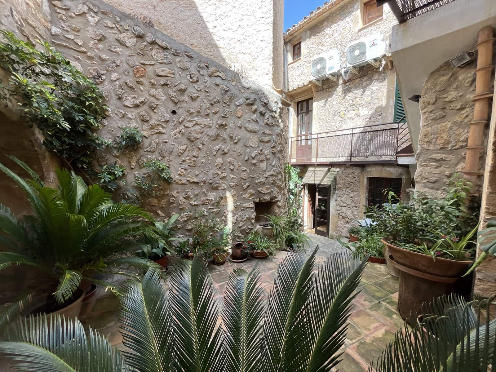 3 bedroom Townhouse for rent in Pollensa / Pollenca with pool - € 2,900 (Ref: 9033523)