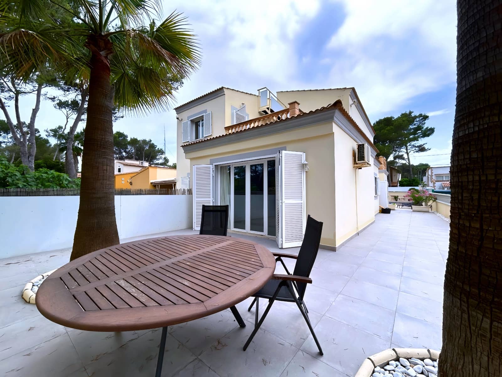 5 sypialnia Willa na sprzedaż w El Toro / Port Adriano z basenem garażem - 1 795 000 € (Ref: 9033525)