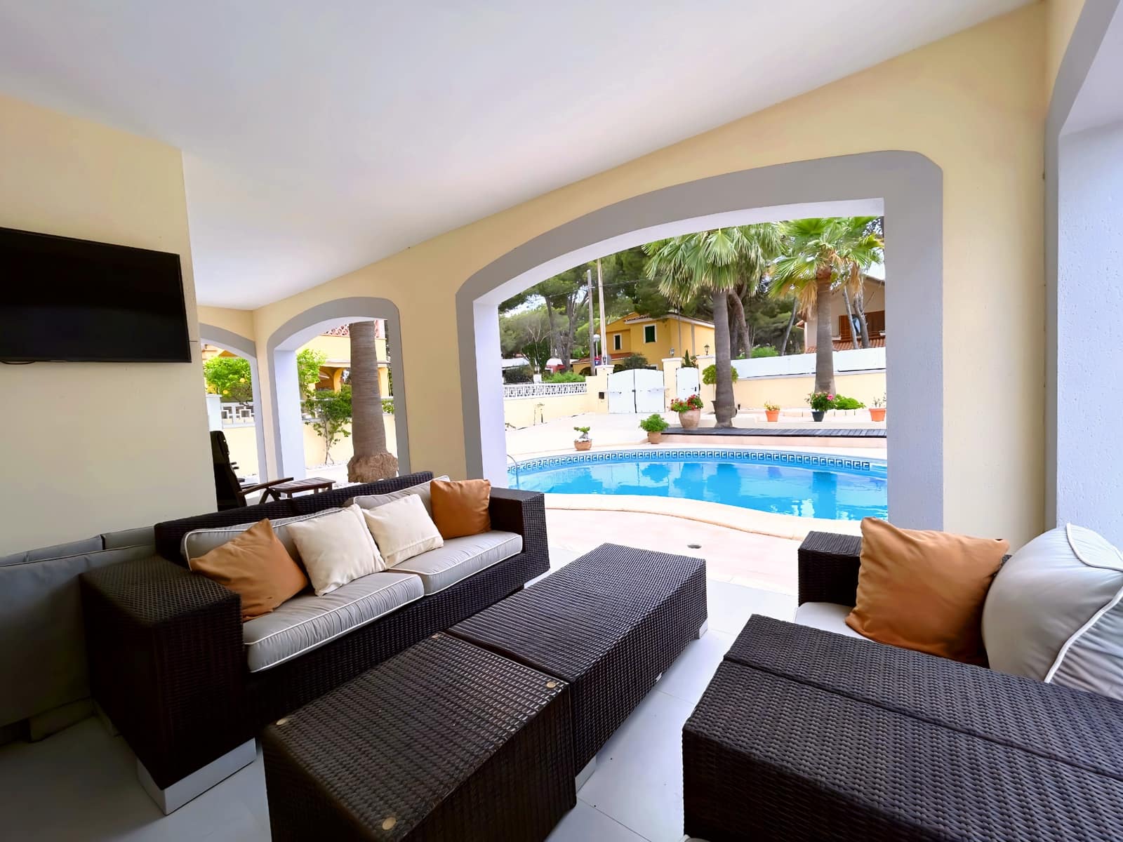 5 sypialnia Willa na sprzedaż w El Toro / Port Adriano z basenem garażem - 1 795 000 € (Ref: 9033525)