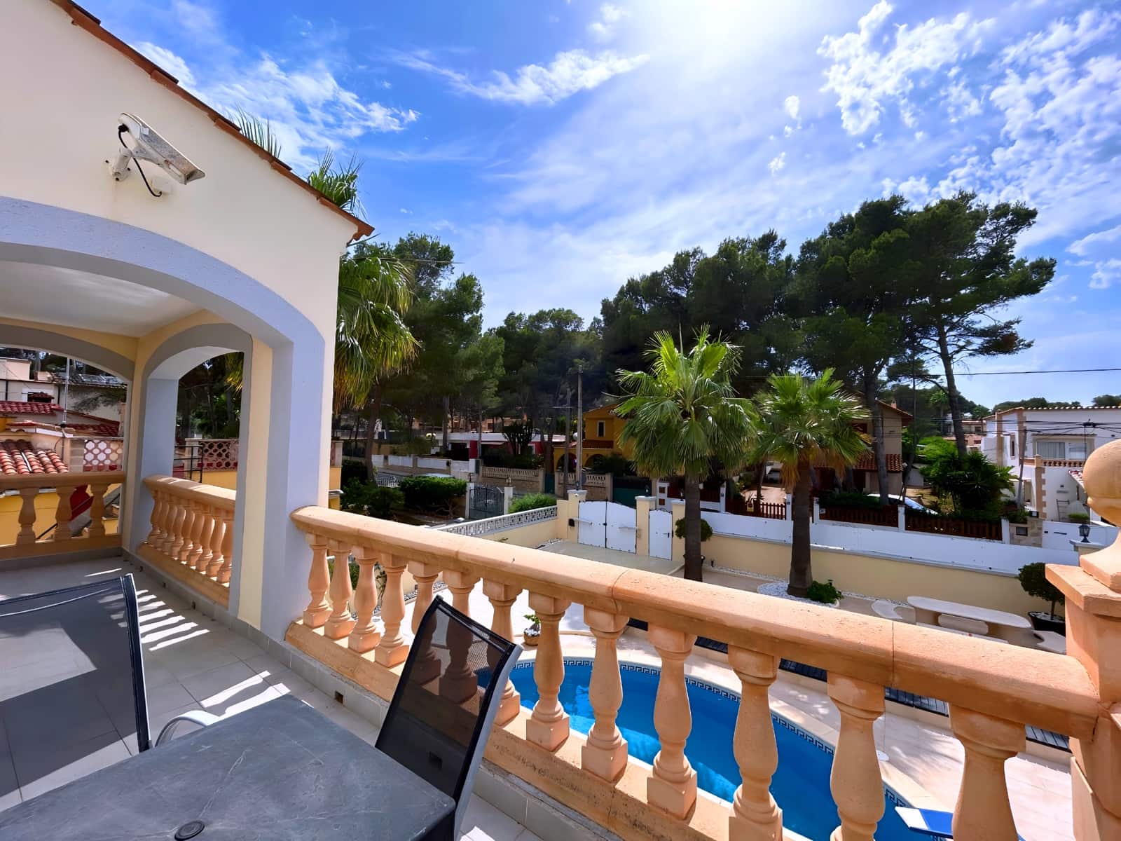 5 sypialnia Willa na sprzedaż w El Toro / Port Adriano z basenem garażem - 1 795 000 € (Ref: 9033525)