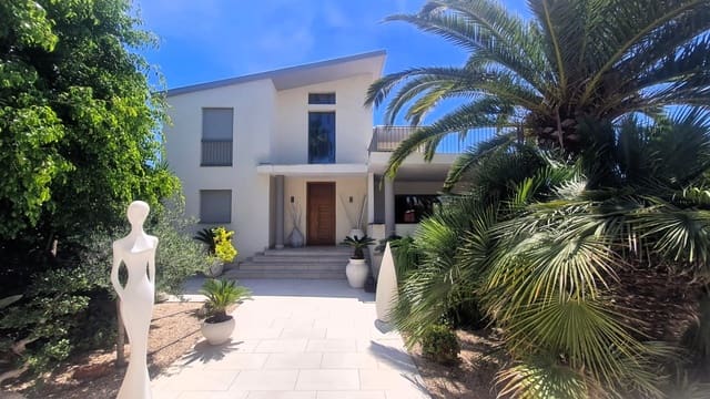 4 soveværelse Villa til salg i Sa Coma, Sant Llorenç des Cardassar med swimmingpool garage - € 995.000 (Ref: 9057062)