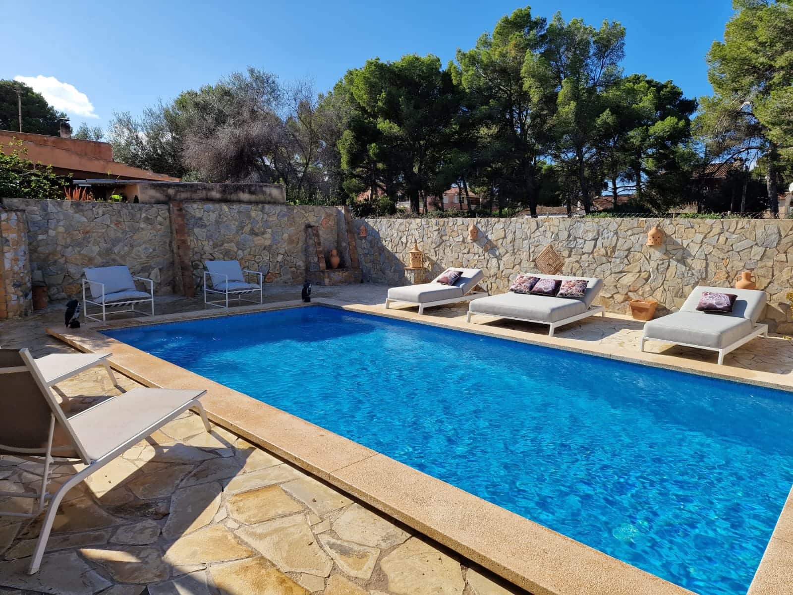 3 slaapkamer Villa te huur in El Toro / Port Adriano met zwembad garage - € 4.000 (Ref: 9057064)