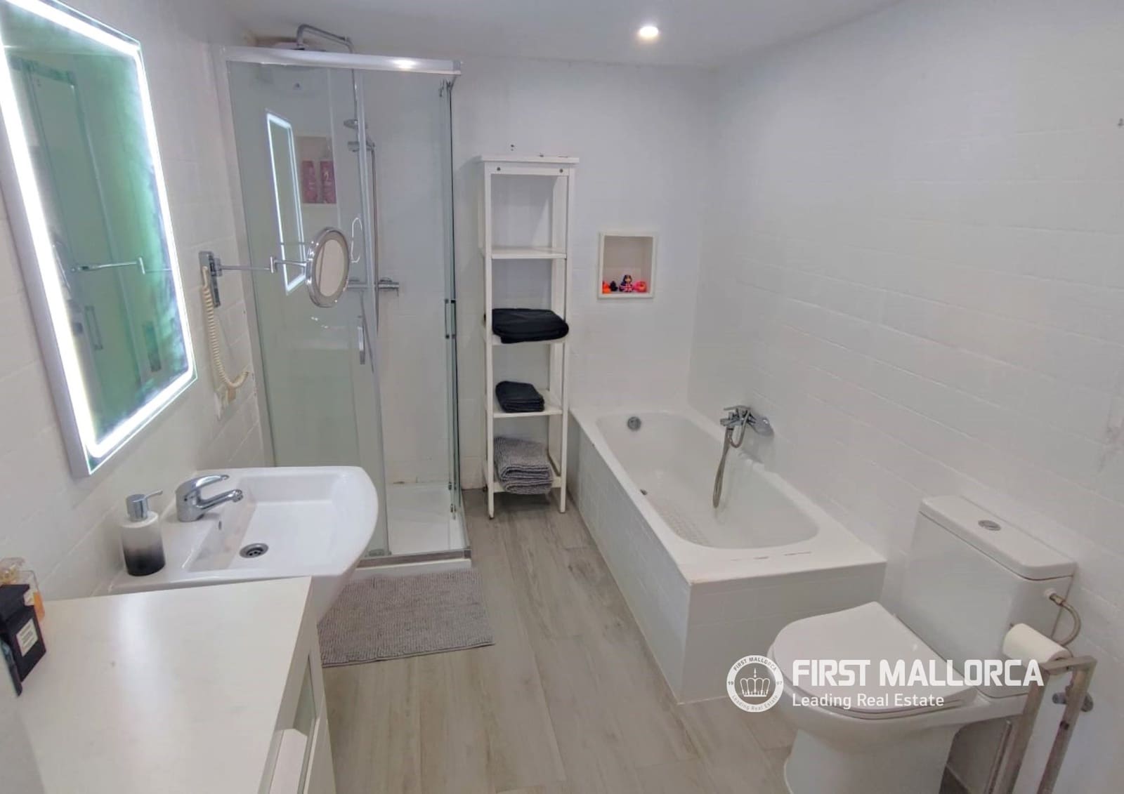 3 bedroom Villa for rent in El Toro / Port Adriano with pool garage - € 3,300 (Ref: 9057064)