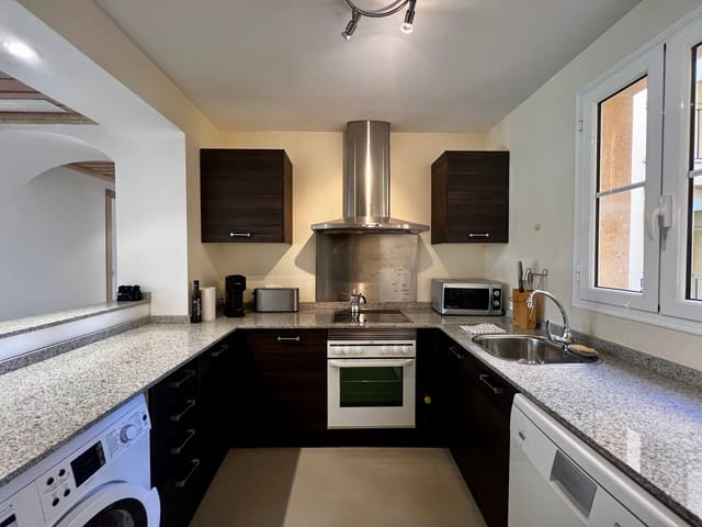 2 bedroom Apartment for sale in Santa Ponsa, Calvià with garage - € 695,000 (Ref: 9058578)