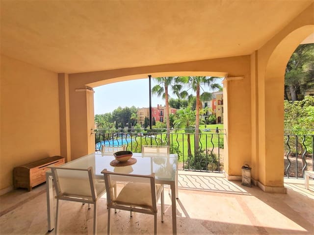 2 bedroom Apartment for sale in Santa Ponsa, Calvià with garage - € 695,000 (Ref: 9058578)