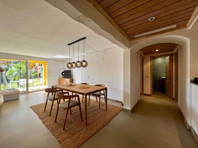 2 bedroom Apartment for sale in Santa Ponsa, Calvià with garage - € 695,000 (Ref: 9058578)