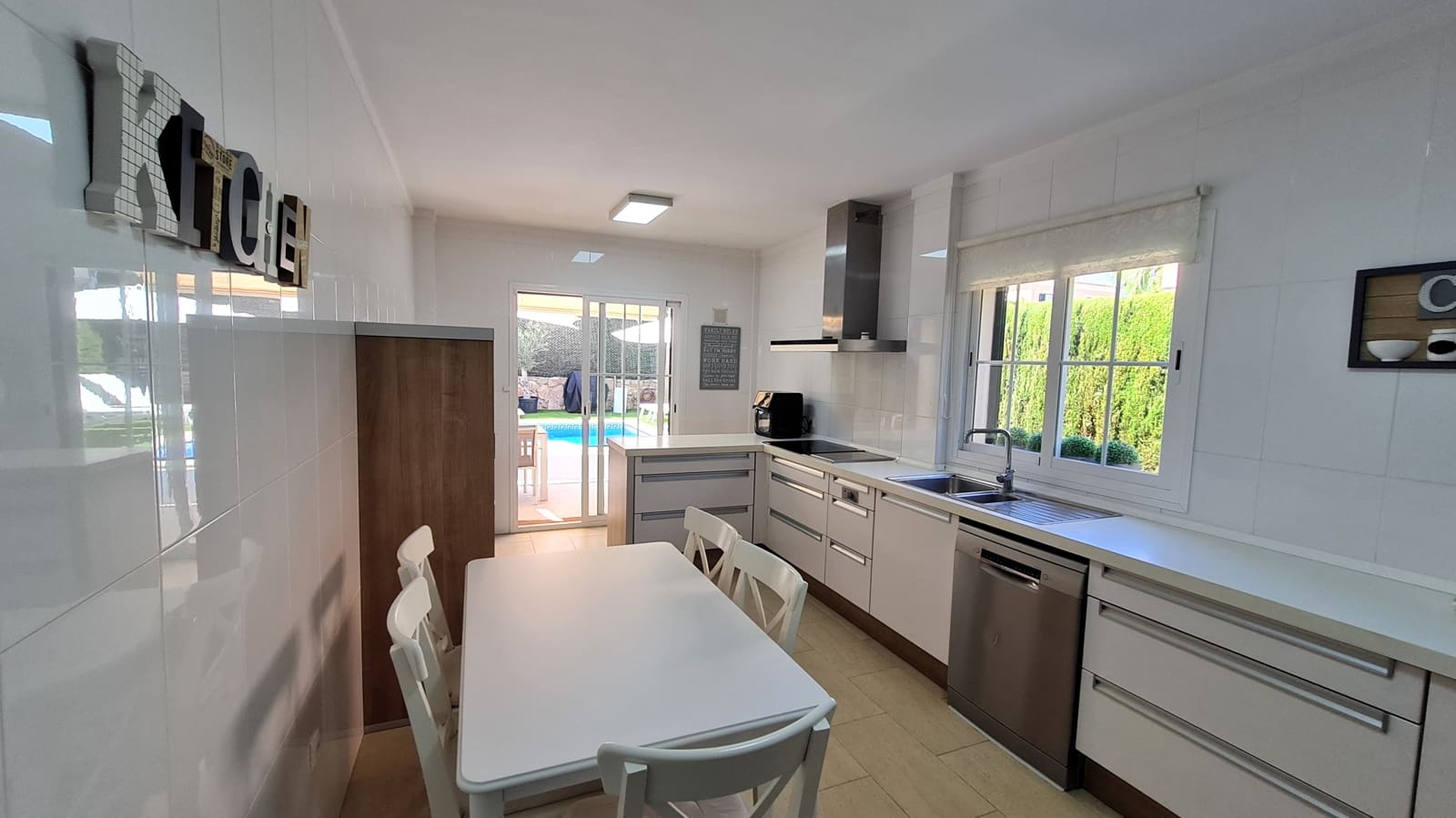 4 bedroom Semi-detached Villa for rent in Puig de Ros with pool garage - € 6,500 (Ref: 9061894)