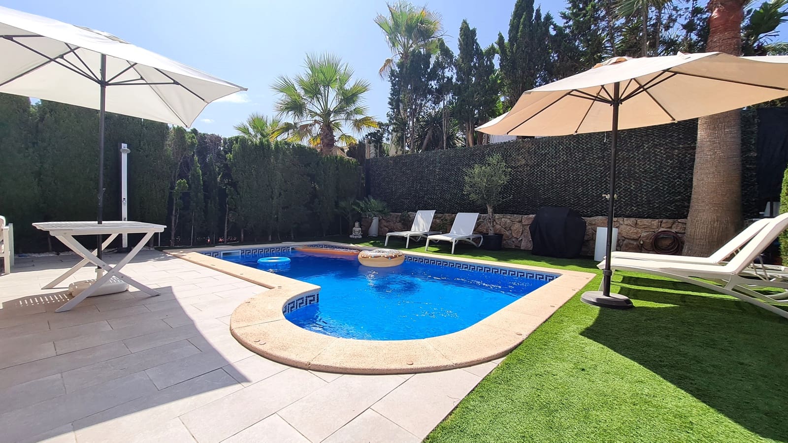 4 bedroom Semi-detached Villa for rent in Puig de Ros with pool garage - € 6,500 (Ref: 9061894)