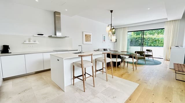 Chalet de 3 habitaciones en Cala Vinyes / Cala Vinyas / Cala Viñas, Calvià en venta con piscina garaje - 1.390.000 € (Ref: 9066958)