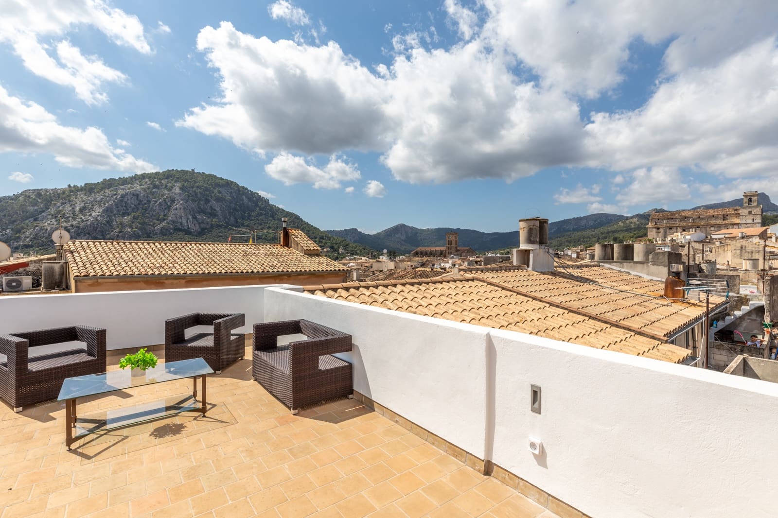 3 soveværelse Byhus til leje i Pollensa / Pollenca - € 1.700 (Ref: 9084644)