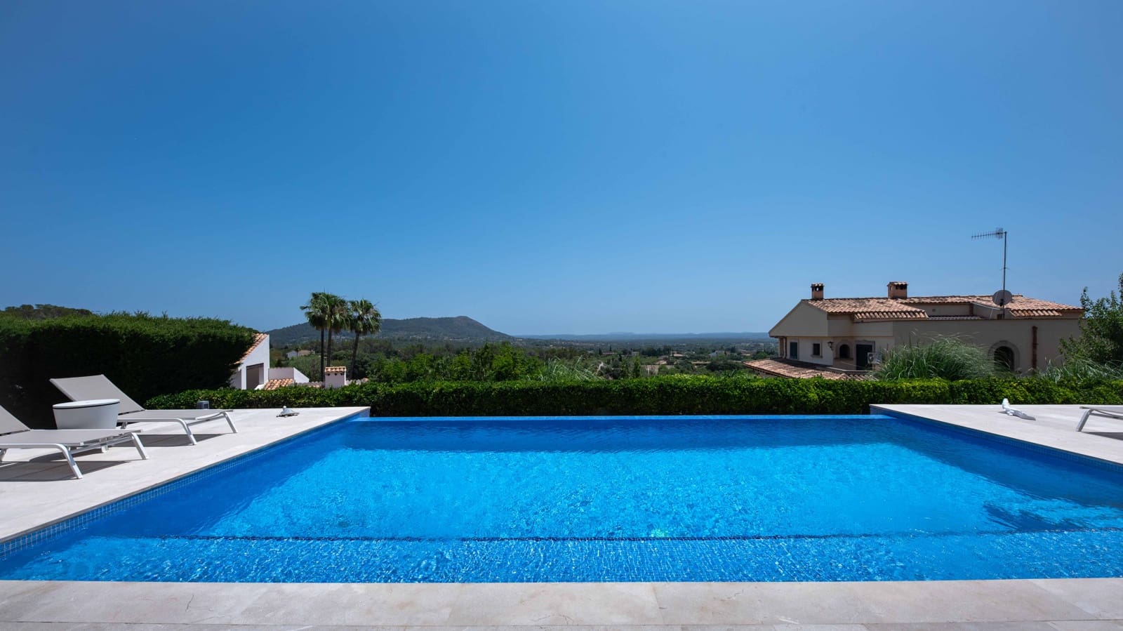 4 soveværelse Villa til salg i Inca med swimmingpool garage - € 2.400.000 (Ref: 9084650)