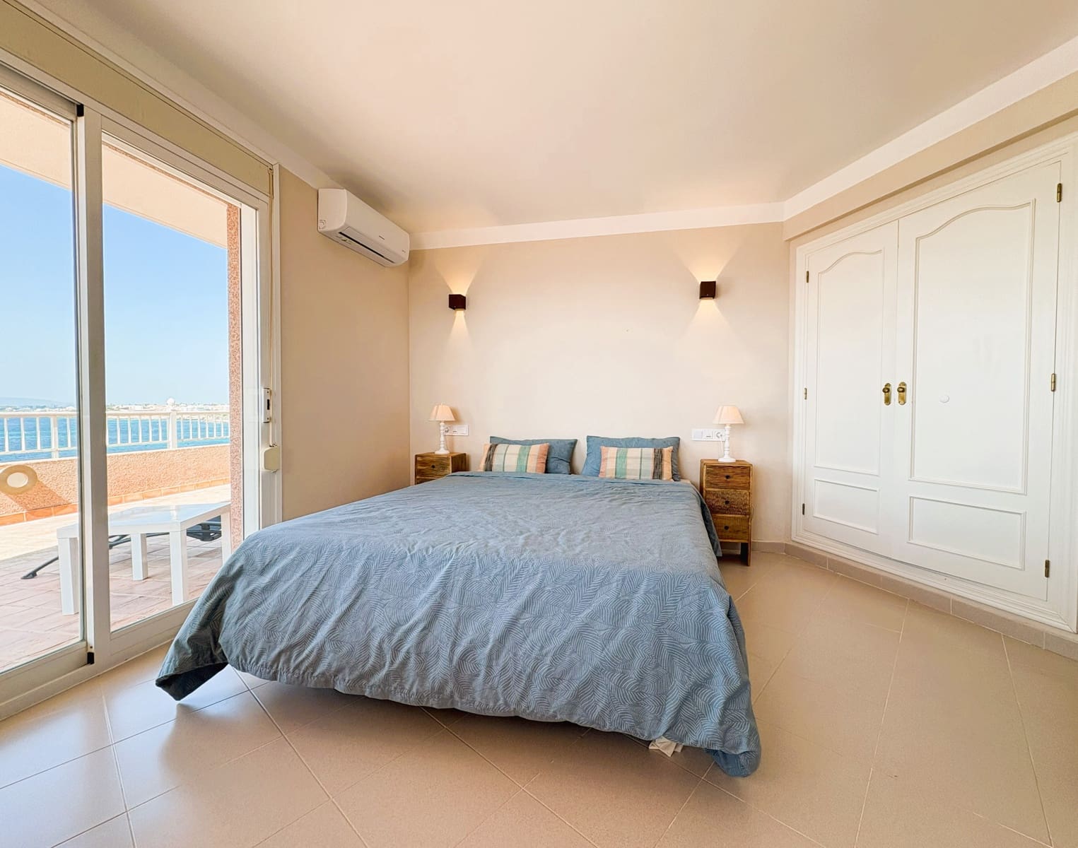 1 soveværelse Lejlighed til salg i Cala Blava med garage - € 580.000 (Ref: 9084651)