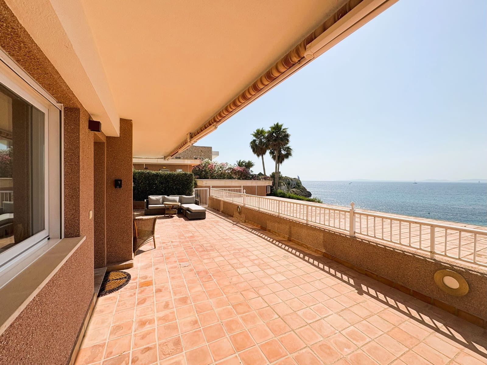 1 soveværelse Lejlighed til salg i Cala Blava med garage - € 580.000 (Ref: 9084651)