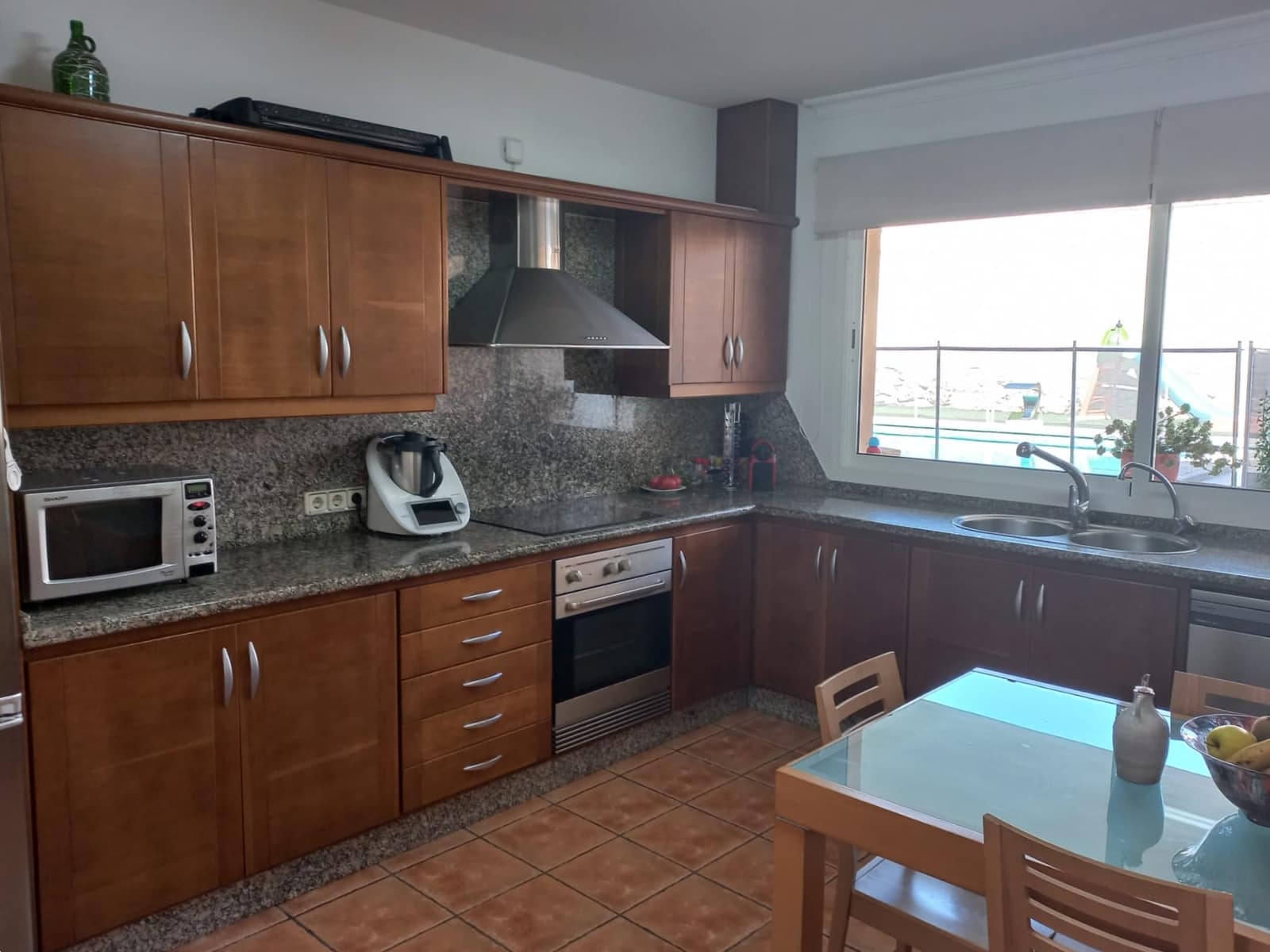 4 soveværelse Byhus til leje i Ariany med swimmingpool garage - € 2.200 (Ref: 9087508)