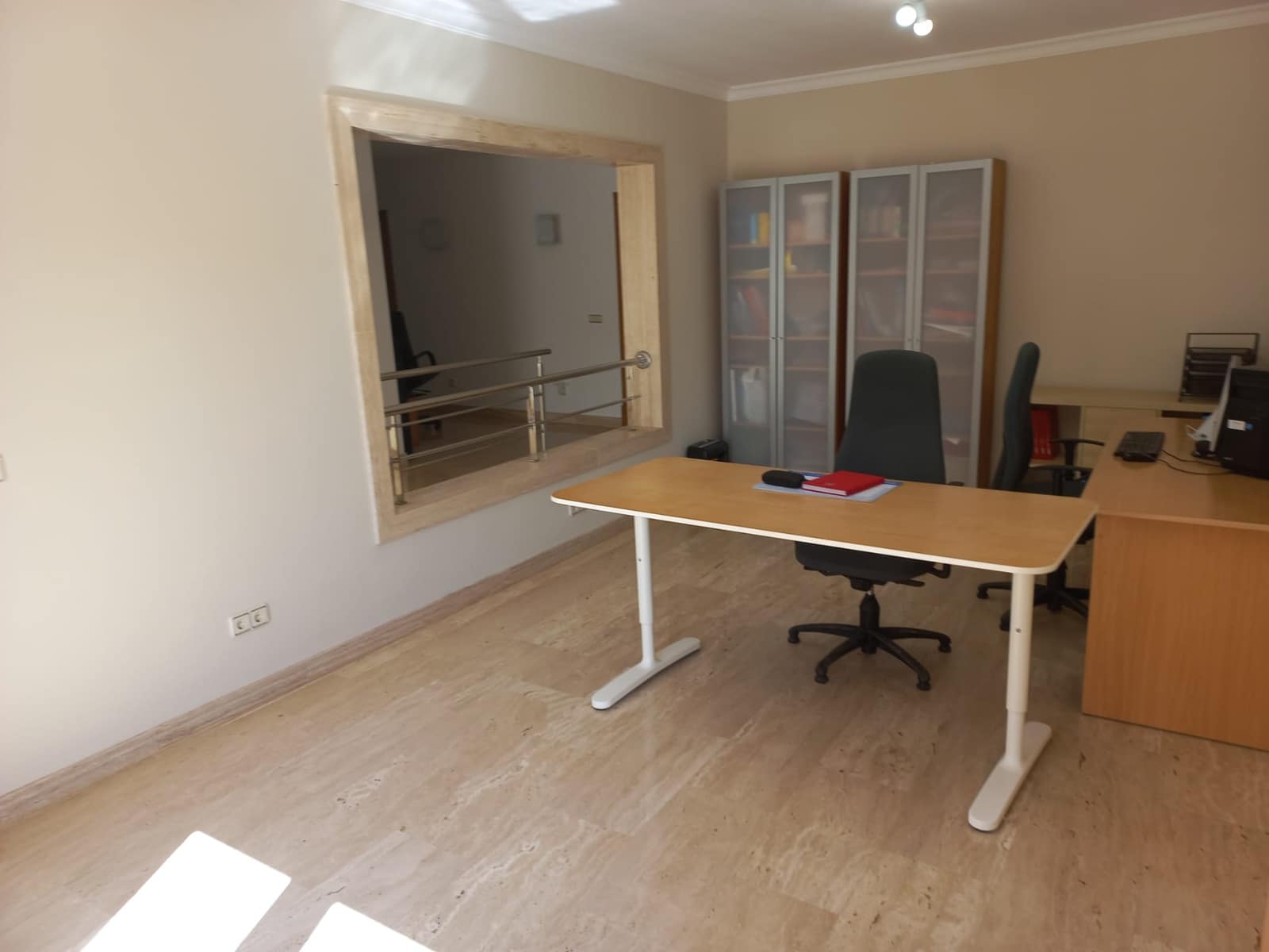 4 soveværelse Byhus til leje i Ariany med swimmingpool garage - € 2.200 (Ref: 9087508)