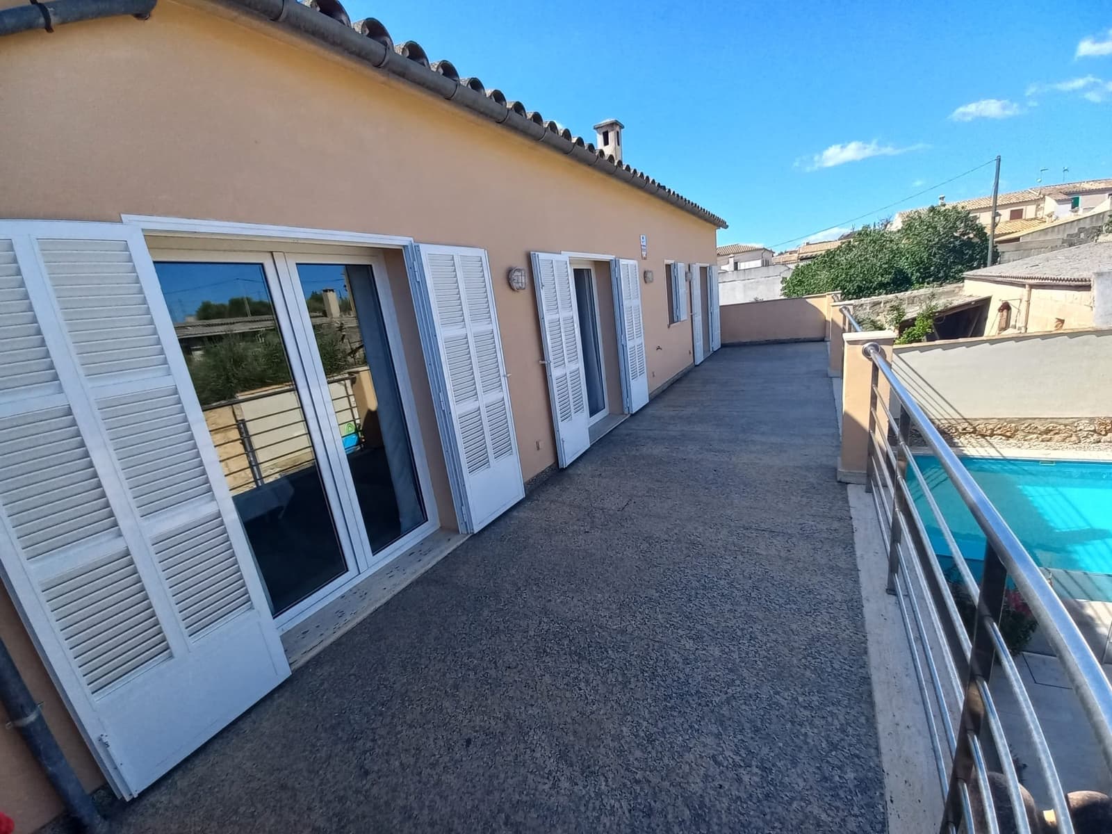 4 soveværelse Byhus til leje i Ariany med swimmingpool garage - € 2.200 (Ref: 9087508)