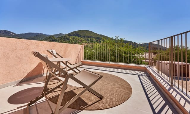 3 chambre Villa/Maison Semi-Mitoyenne à vendre à Esporles avec garage - 795 000 € (Ref: 9087513)