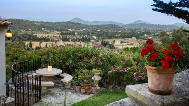 5 soverom Villa til salgs i Pollensa / Pollença med svømmebasseng garasje - € 1 800 000 (Ref: 9097658)