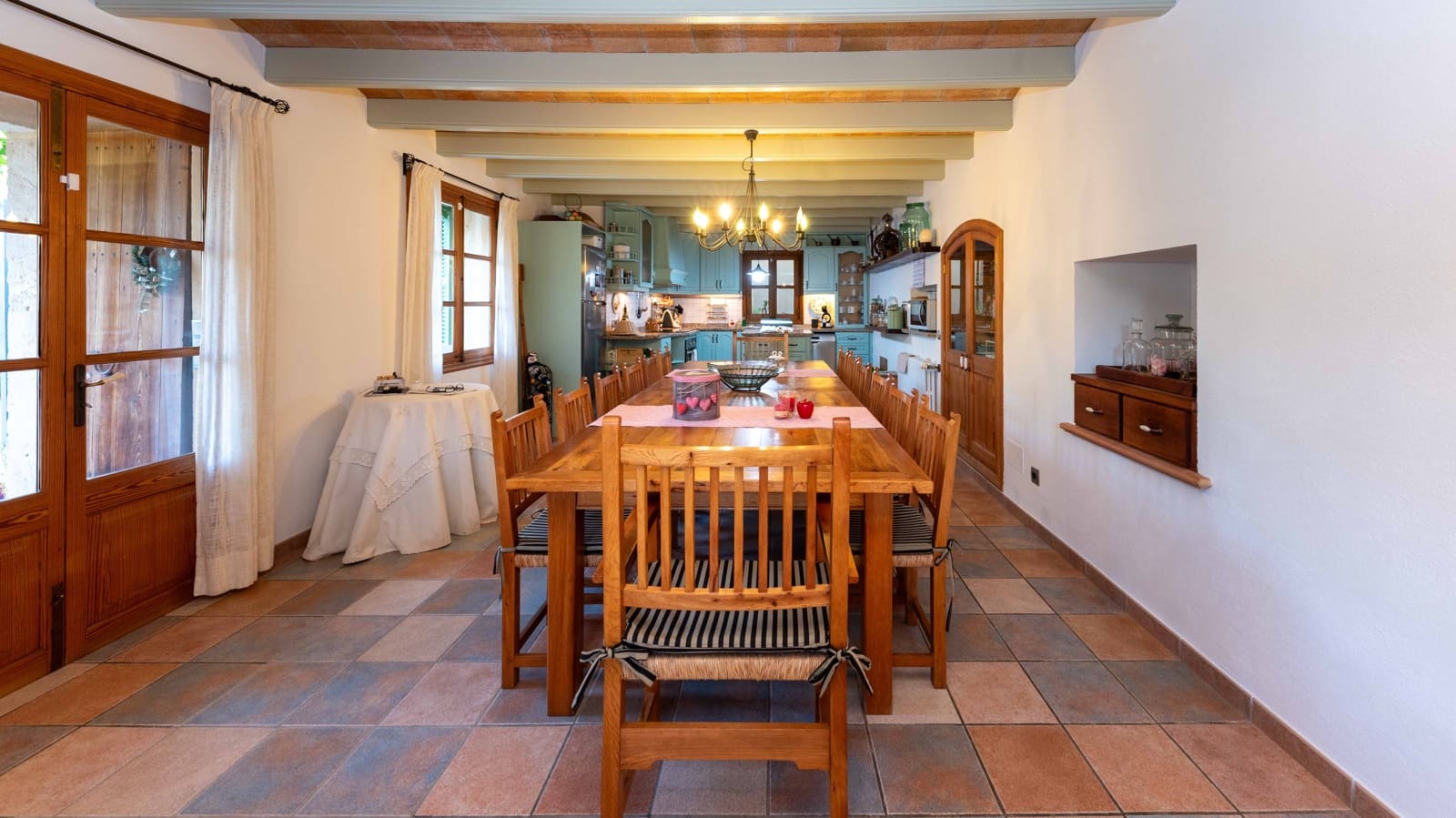 4 soveværelse Finca/Landehus til salg i Alaro med swimmingpool garage - € 2.495.000 (Ref: 9097659)