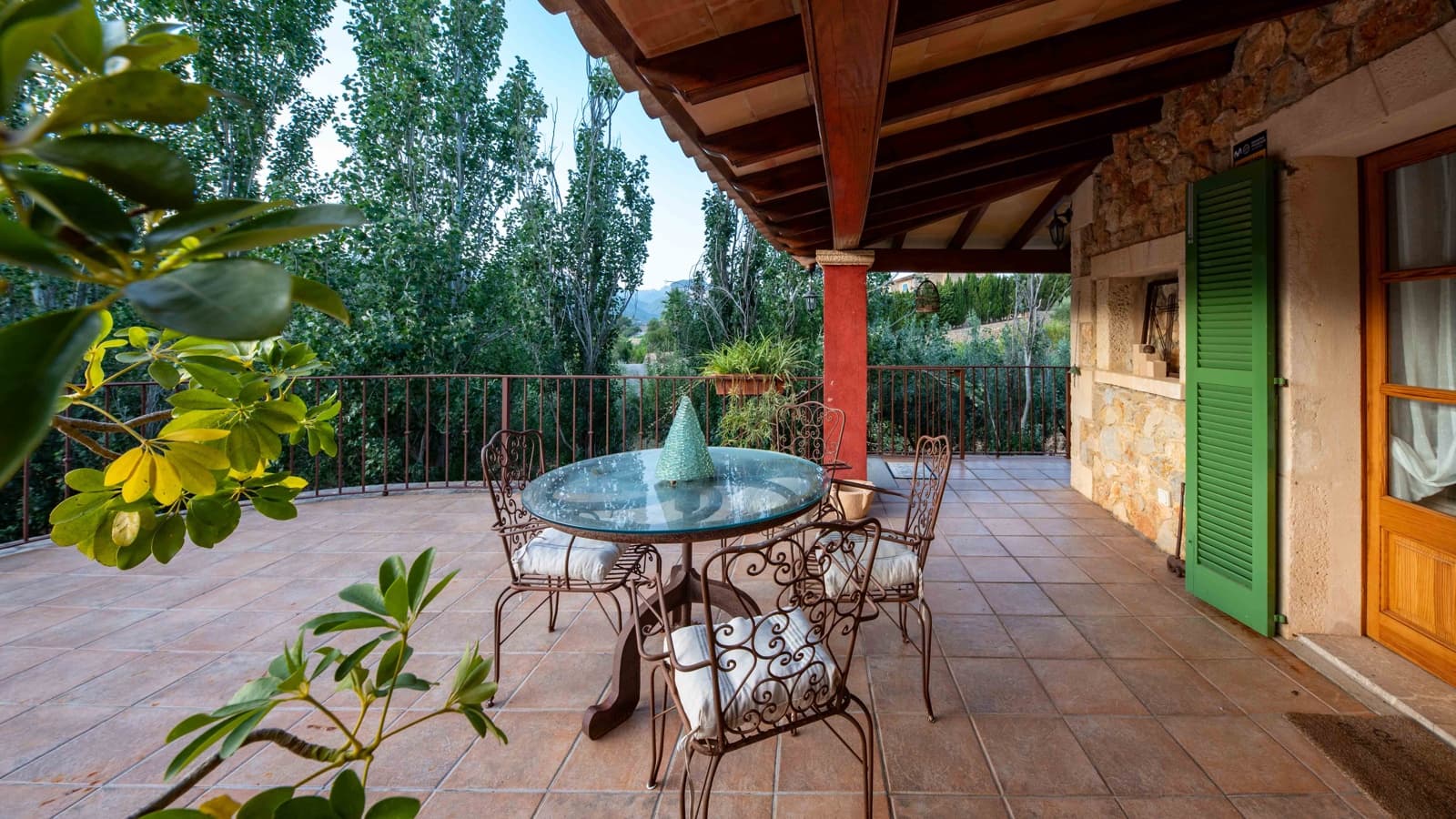 4 soveværelse Finca/Landehus til salg i Alaro med swimmingpool garage - € 2.495.000 (Ref: 9097659)