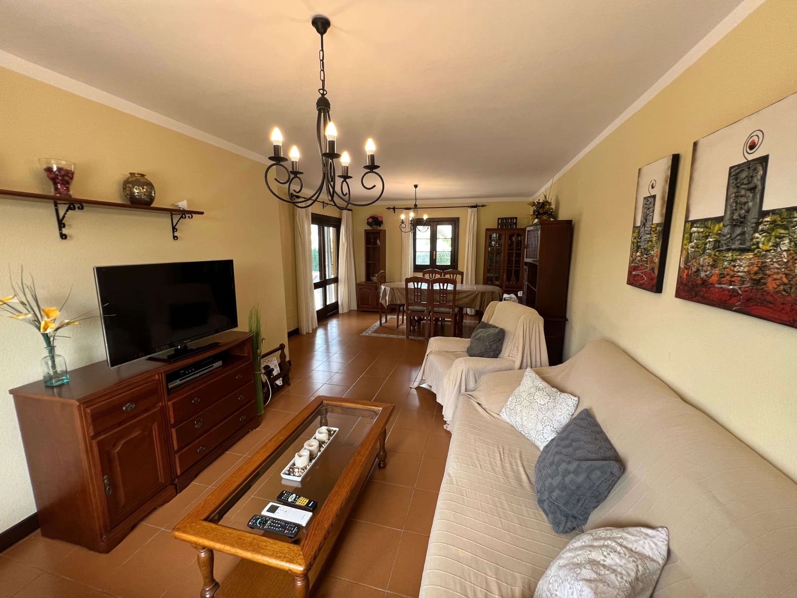 3 bedroom Villa for rent in Muro - € 2,500 (Ref: 9097661)