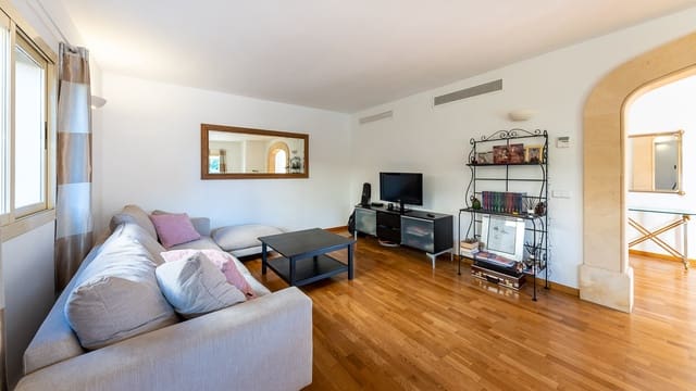 Pareado de 5 habitaciones en Puig de Ros, Llucmajor en venta con piscina garaje - 1.200.000 € (Ref: 9097663)