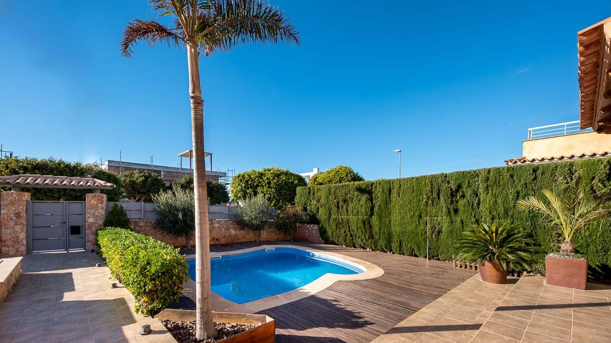Pareado de 5 habitaciones en Puig de Ros en venta con piscina garaje - 1.200.000 € (Ref: 9097663)