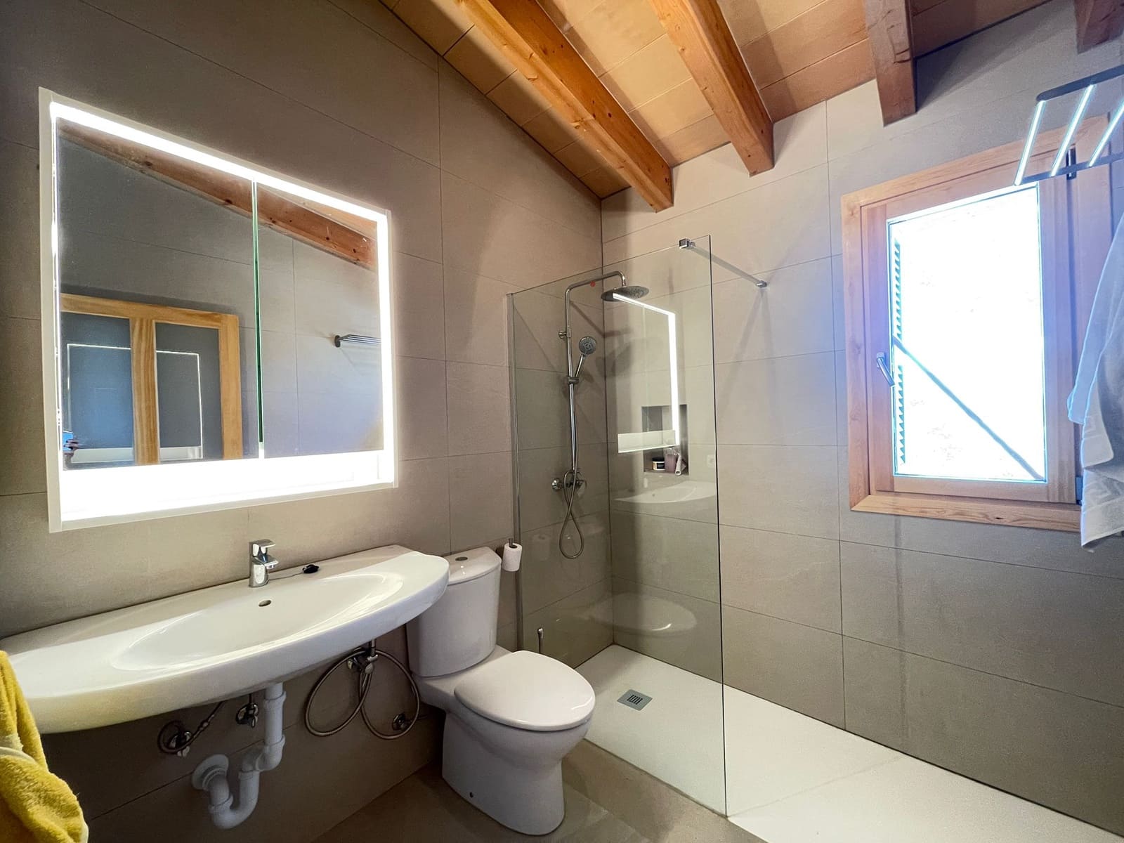 3 camera da letto Finca/Casa di Campagna da affittare in Lloret de Vista Alegre con garage - 3.000 € (Rif: 9100147)